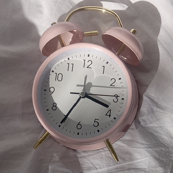 Pink Retro Alarm Clock - Picture 1 of 2